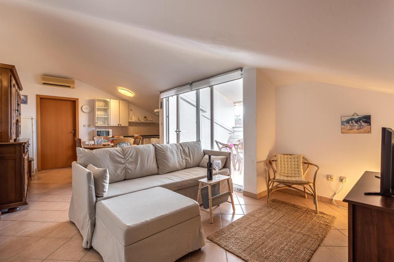 Apartment Tereza Malinska Εξωτερικό φωτογραφία