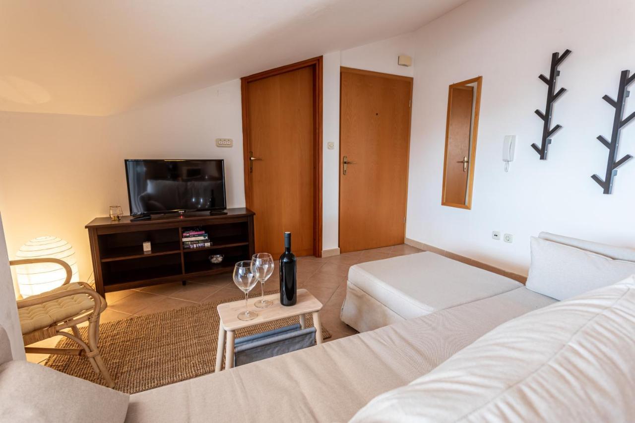 Apartment Tereza Malinska Εξωτερικό φωτογραφία